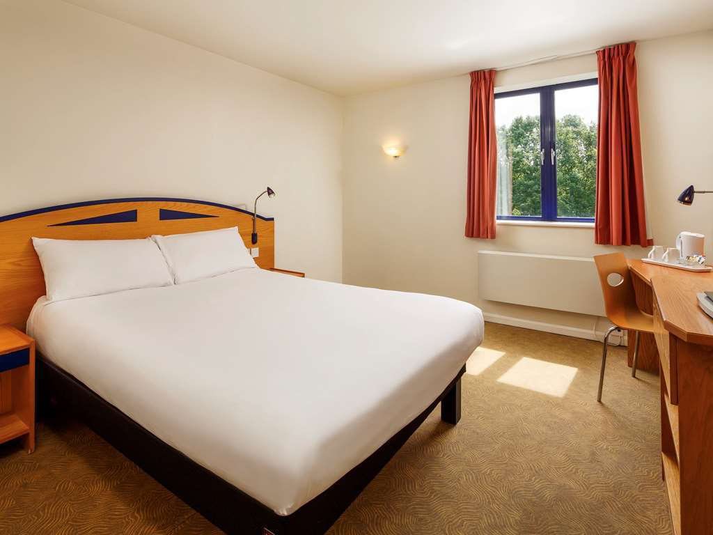 Ibis Lincoln Hotel North Hykeham Room photo
